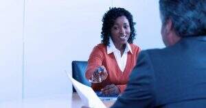 3 formas de fazer seu currículo chegar ao recrutador