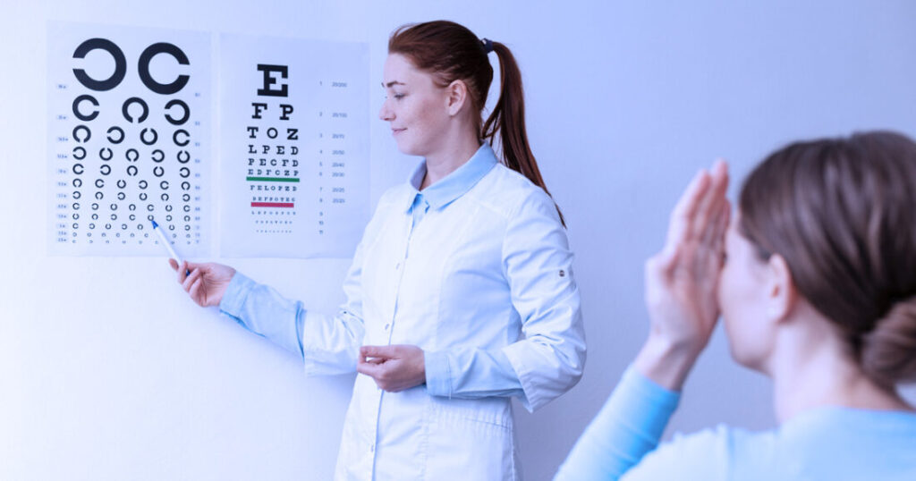 O que faz um oftalmologista?